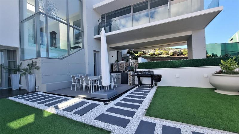 5 Bedroom Property for Sale in Pinnacle Point Golf Estate Western Cape